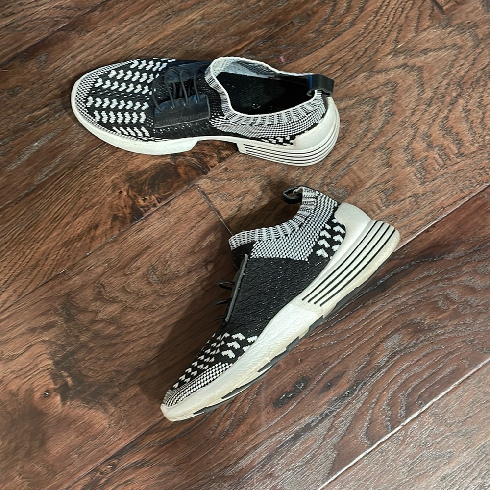 Knit sneakers